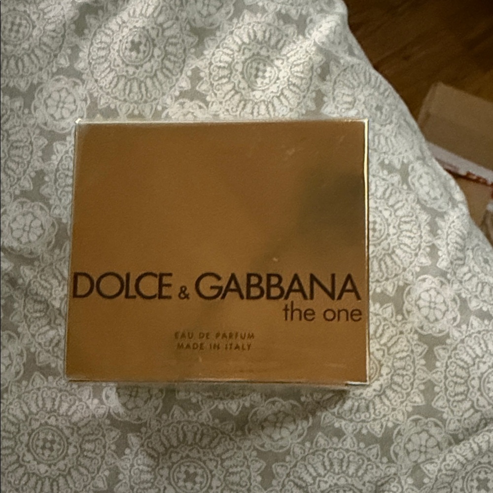 Dolce & Gabbana The One Gold Box
